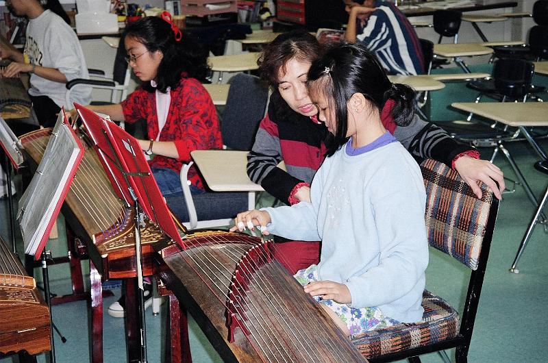 Metropolitan Cantonese School 16 (Sept. 2000 - Jun. 2003).JPG